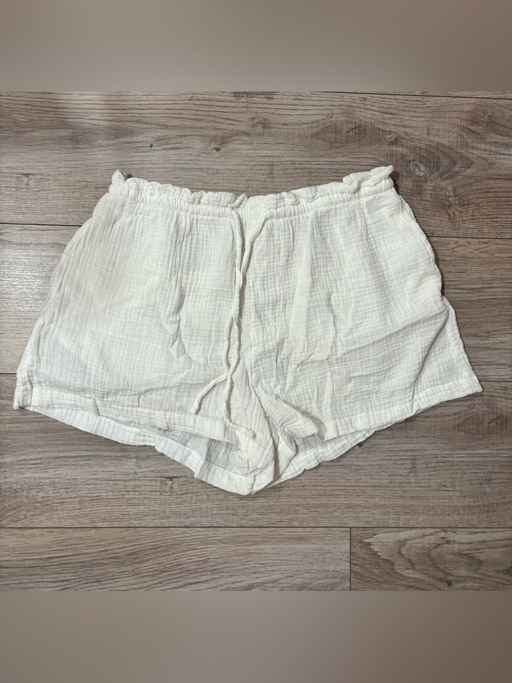 Target White Linen High-Waisted Shorts – M